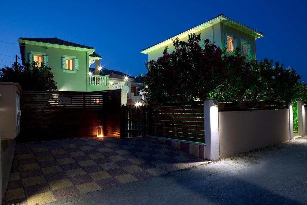 Le Torri Villas By Nidri Holiday Villas Bagian luar foto